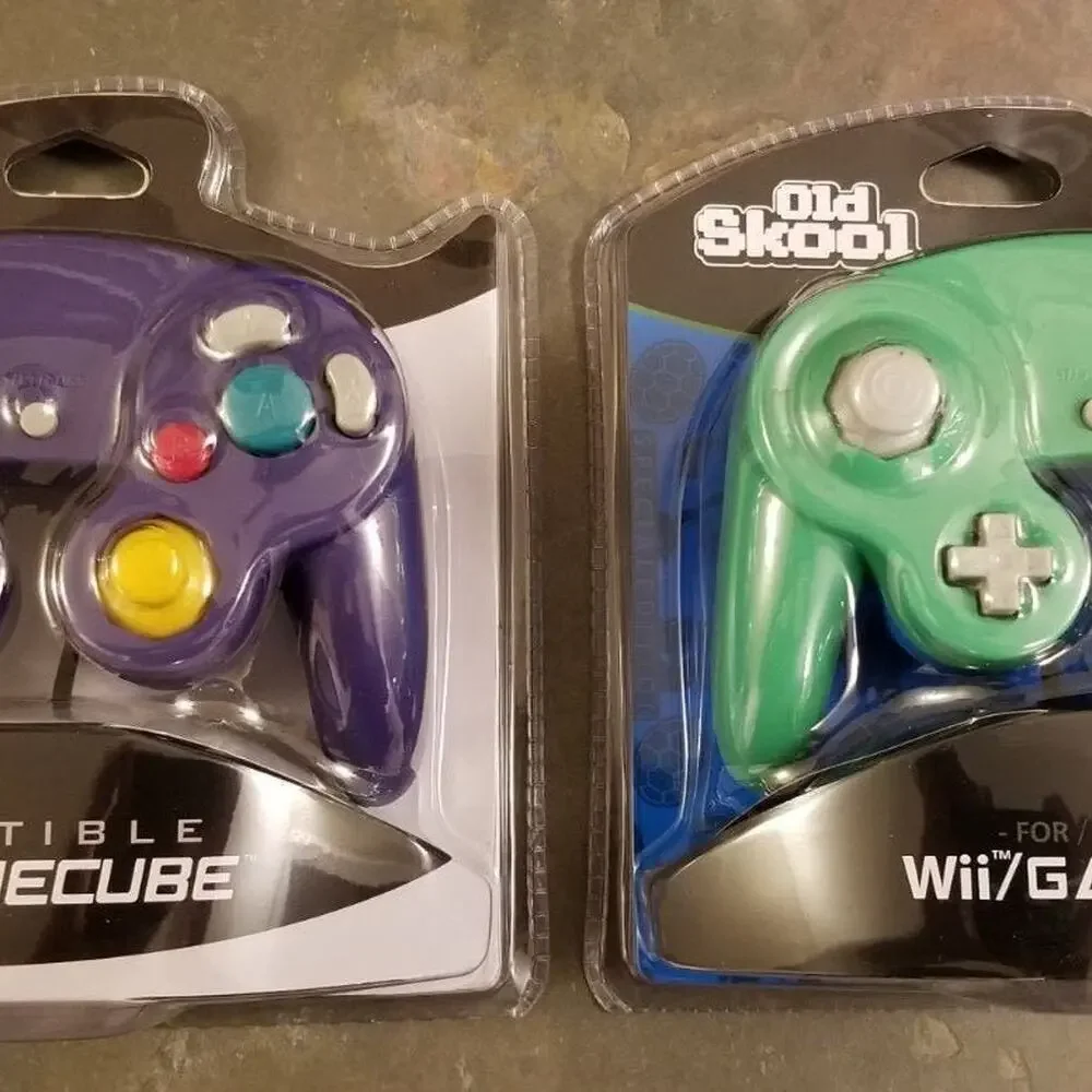 2 Gamecube Controllers - Purple & Green (NEW) - Nintendo - Old Skool